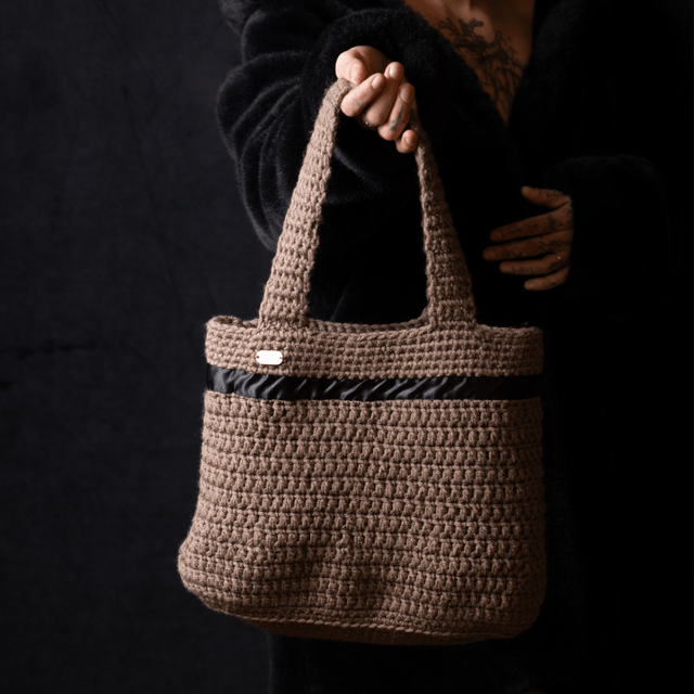 SAC À MAIN AU CROCHET MARRON 