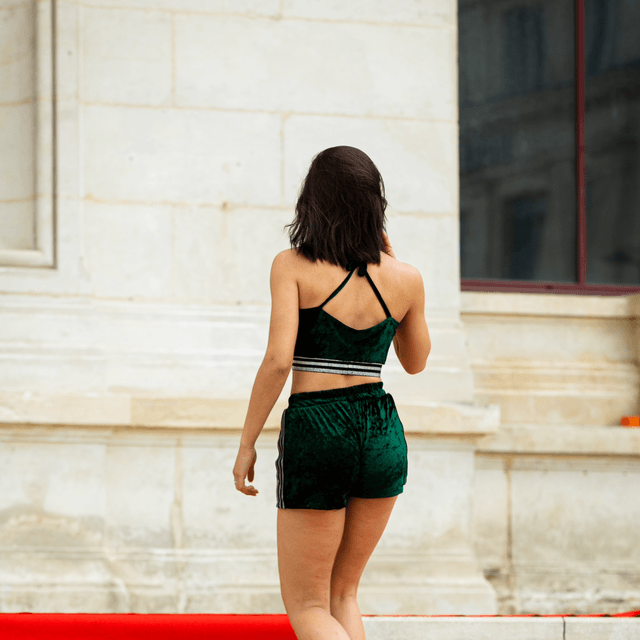 ENSEMBLE SPORT EN VELOURS VERT