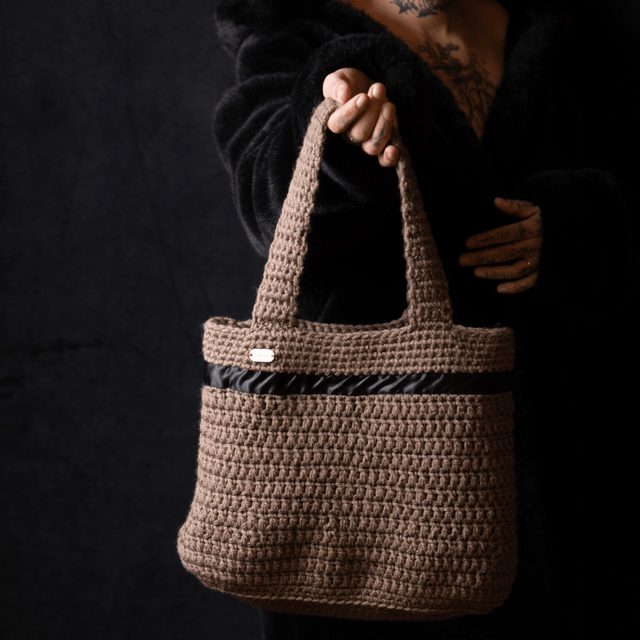SAC À MAIN AU CROCHET MARRON 