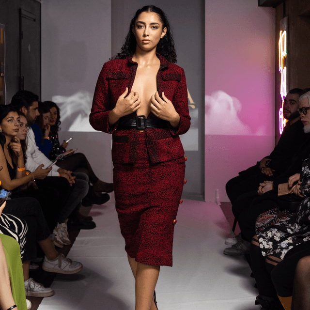 ENSEMBLE VESTE ET JUPE LONGUE EN LAINAGE ROUGE