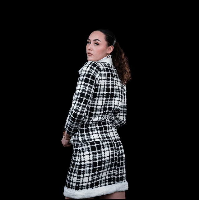 ENSEMBLE BLAZER ET JUPE À CARREAUX