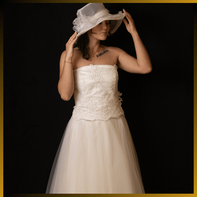 Robe de mariée princesse avec motif floral