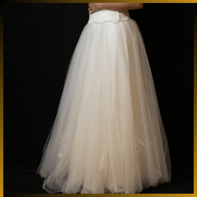 Robe de mariée princesse avec motif floral