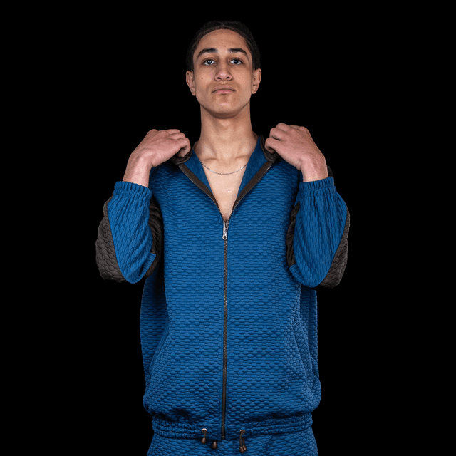 SWEAT À CAPUCHE 