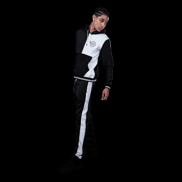 SWEAT À CAPUCHE ET PANTALON DE JOGGING BICOLORE